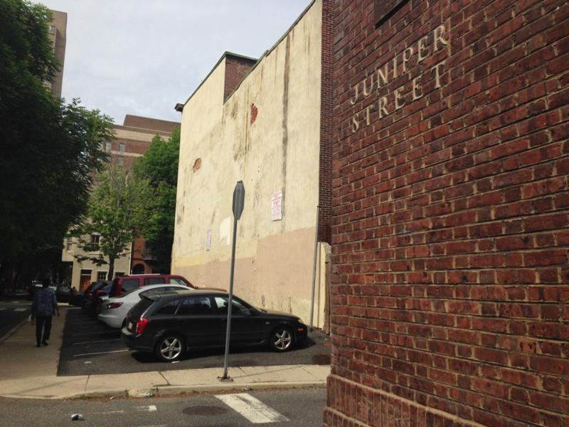 Juniper Street street sign